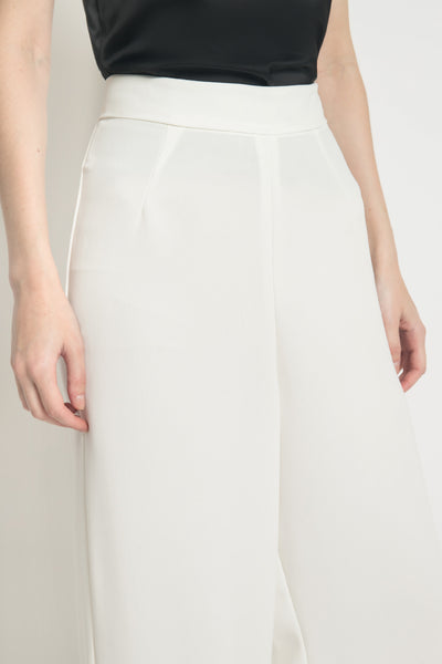 Jena Pants in White by Dresshaus Dresshaus