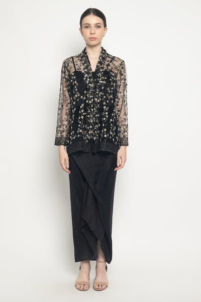 Janika Kebaya Set in Black