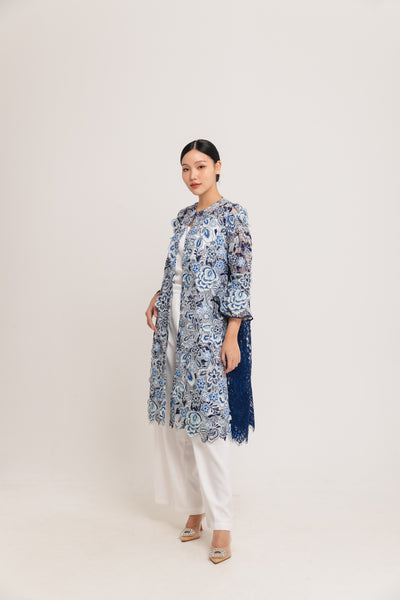 Allesia Outer Top in Blue