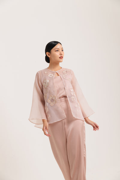 Aubree Blouse in Pink