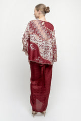 Senjana Set in Maroon