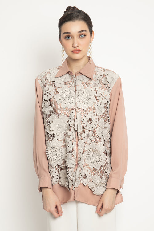 Peony Shirt in Taupe Peach