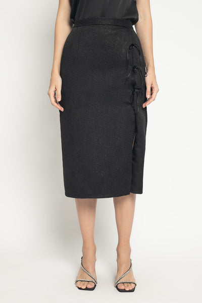 Sei Skirt in Black