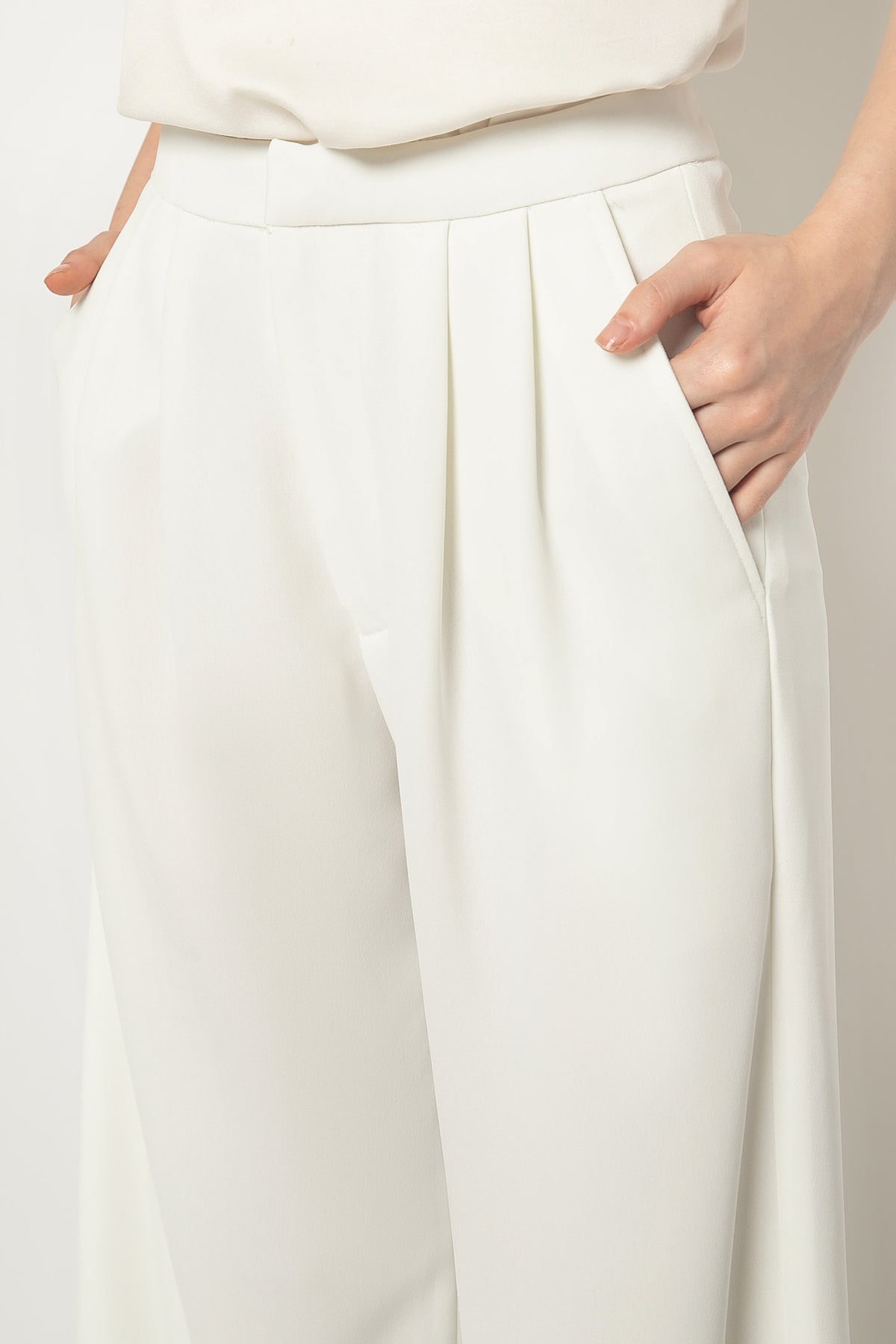 Sydney Pants in White