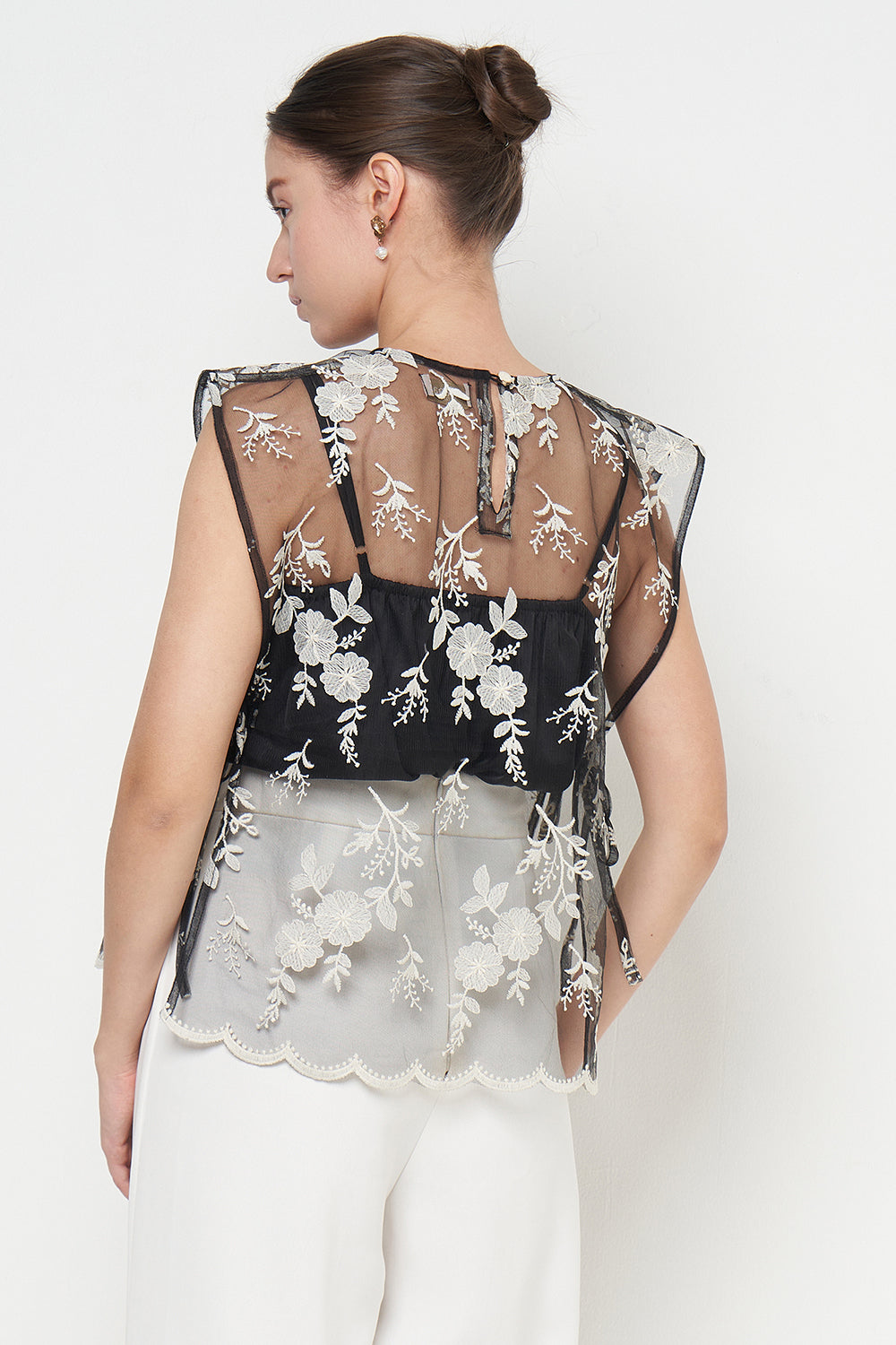 Rhea Top in Black