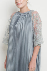 Lyanna Dress in Greyish Green