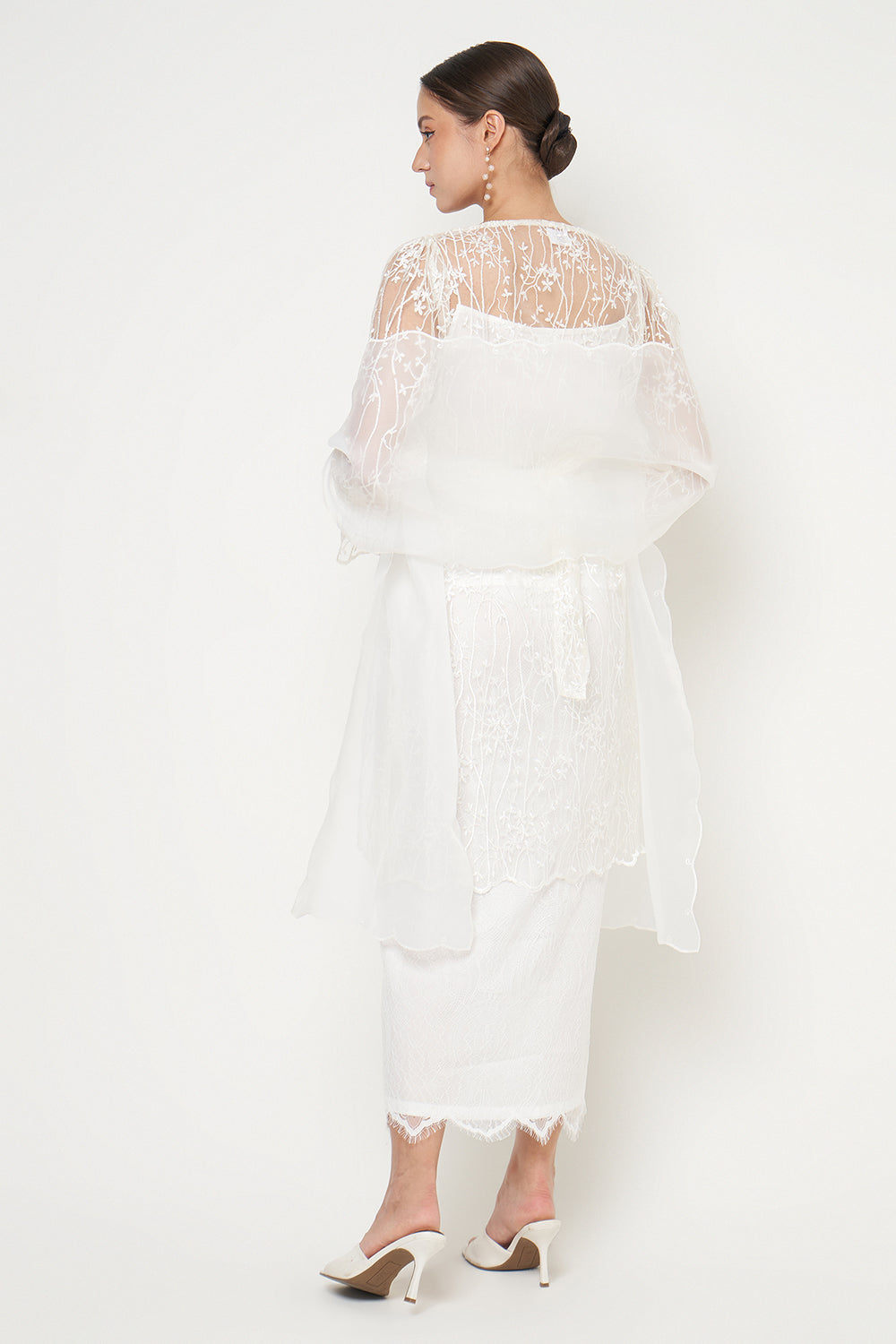 Meliora Kebaya Set in White