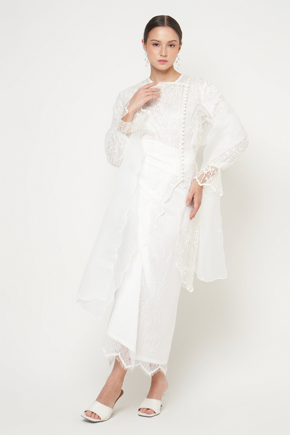 Meliora Kebaya Set in White