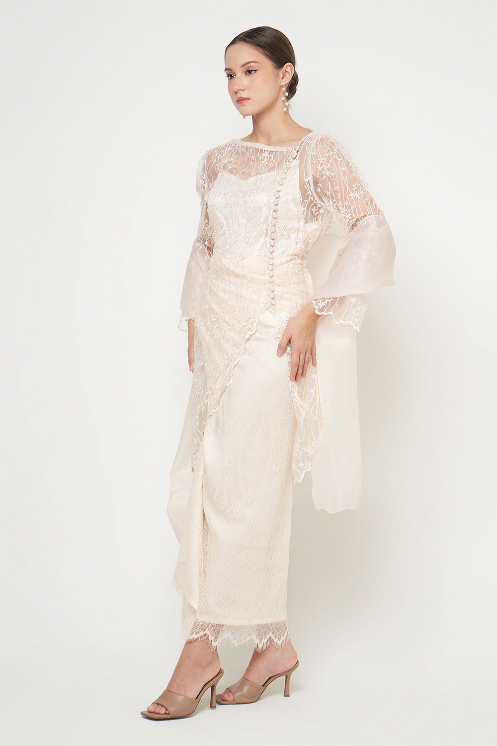 Meliora Kebaya Set in Cream