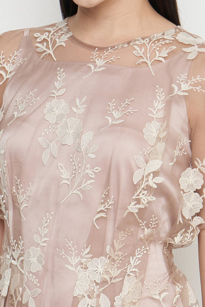 Gyna Dress in Nude