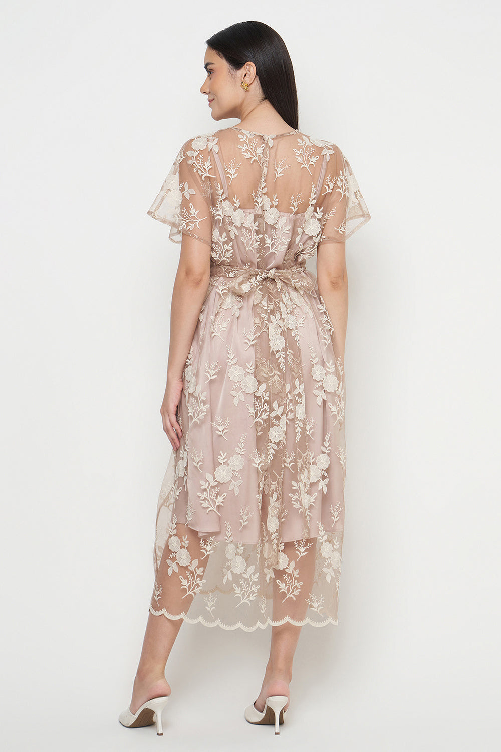 Gyna Dress in Nude