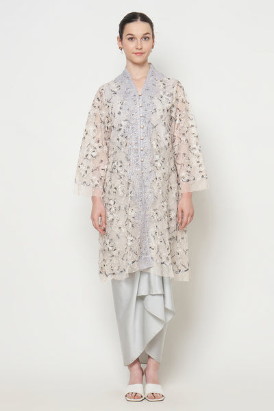Dandelion Kebaya Top in Greyish Cream