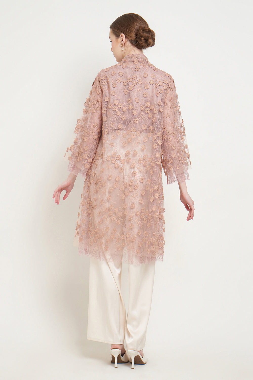 Dandelion Kebaya Top in Mocca