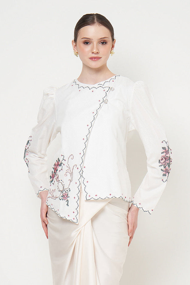 Jati Janggan Top in White