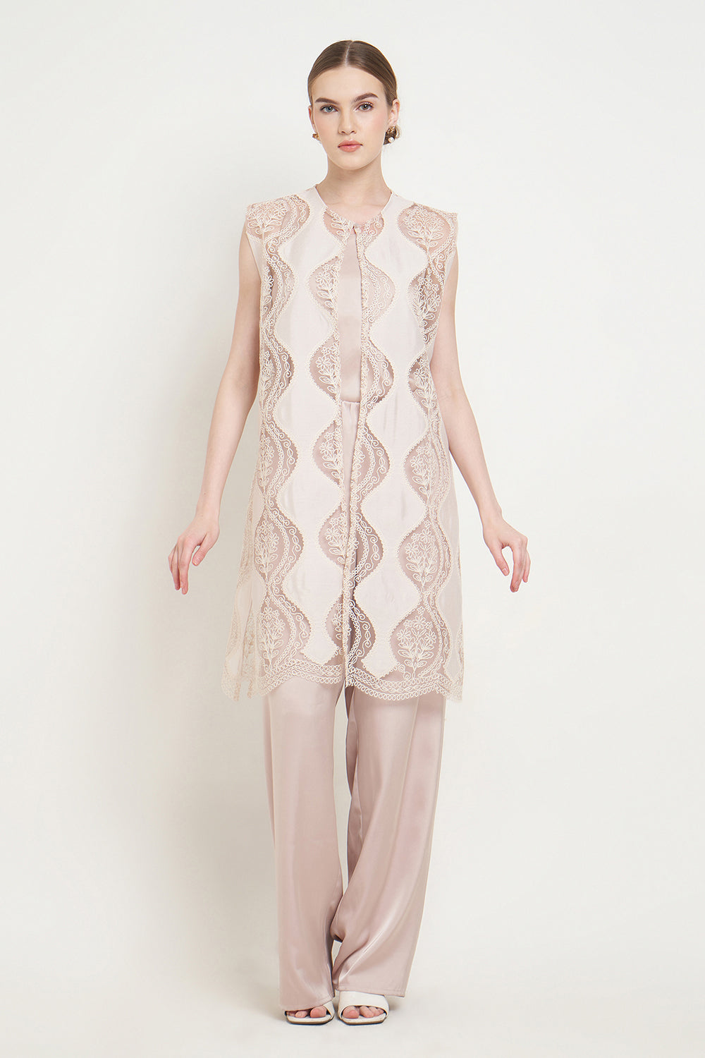 Paulina Outer Top in Blush Pink