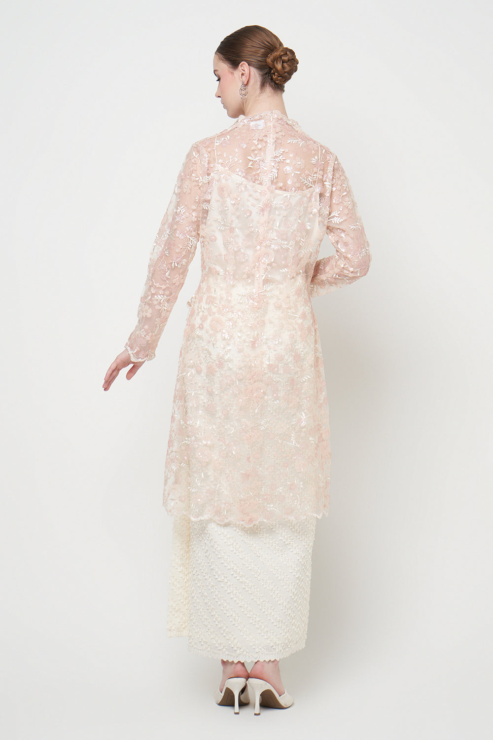 Elira Kebaya Top in Soft Pink