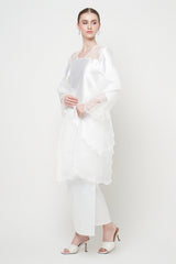 Kiara Kurung Set in White