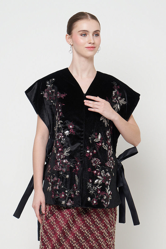 Elanor Top in Black Gold