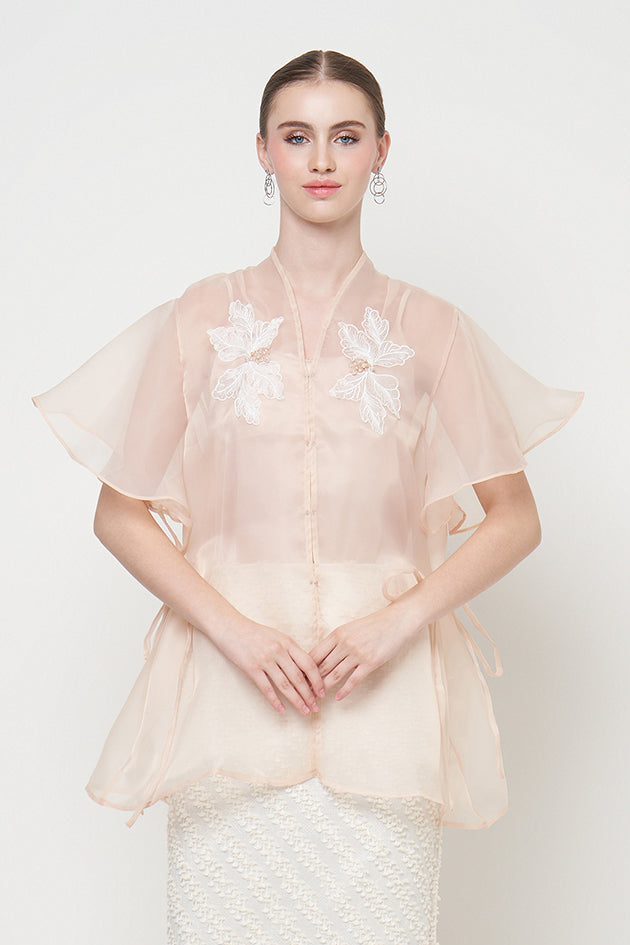 Belva Top in Petal Creme