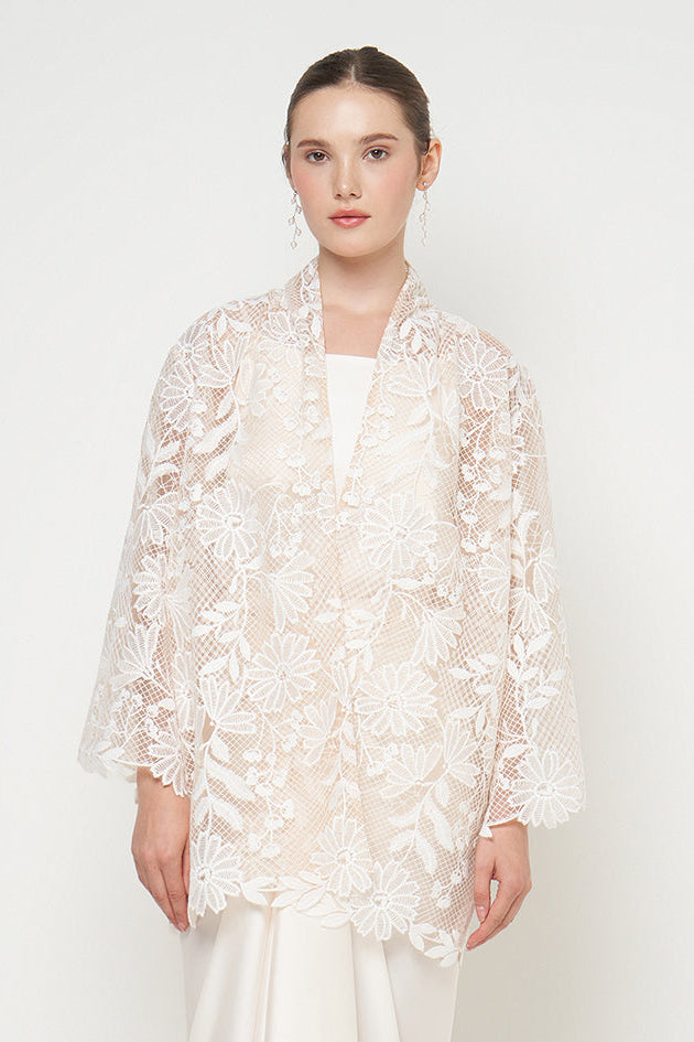 Nova Outer Top in Ivory