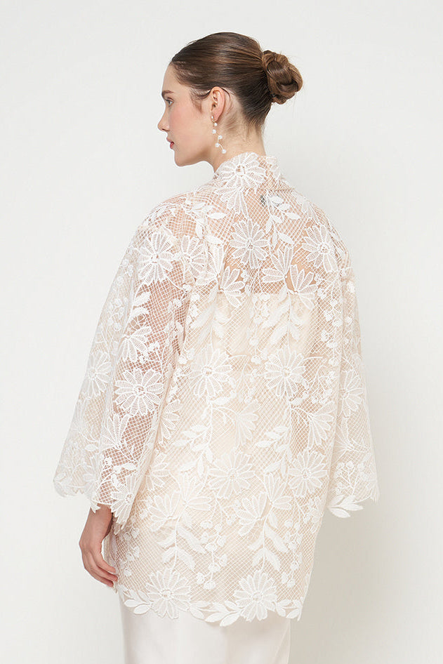 Nova Outer Top in Ivory