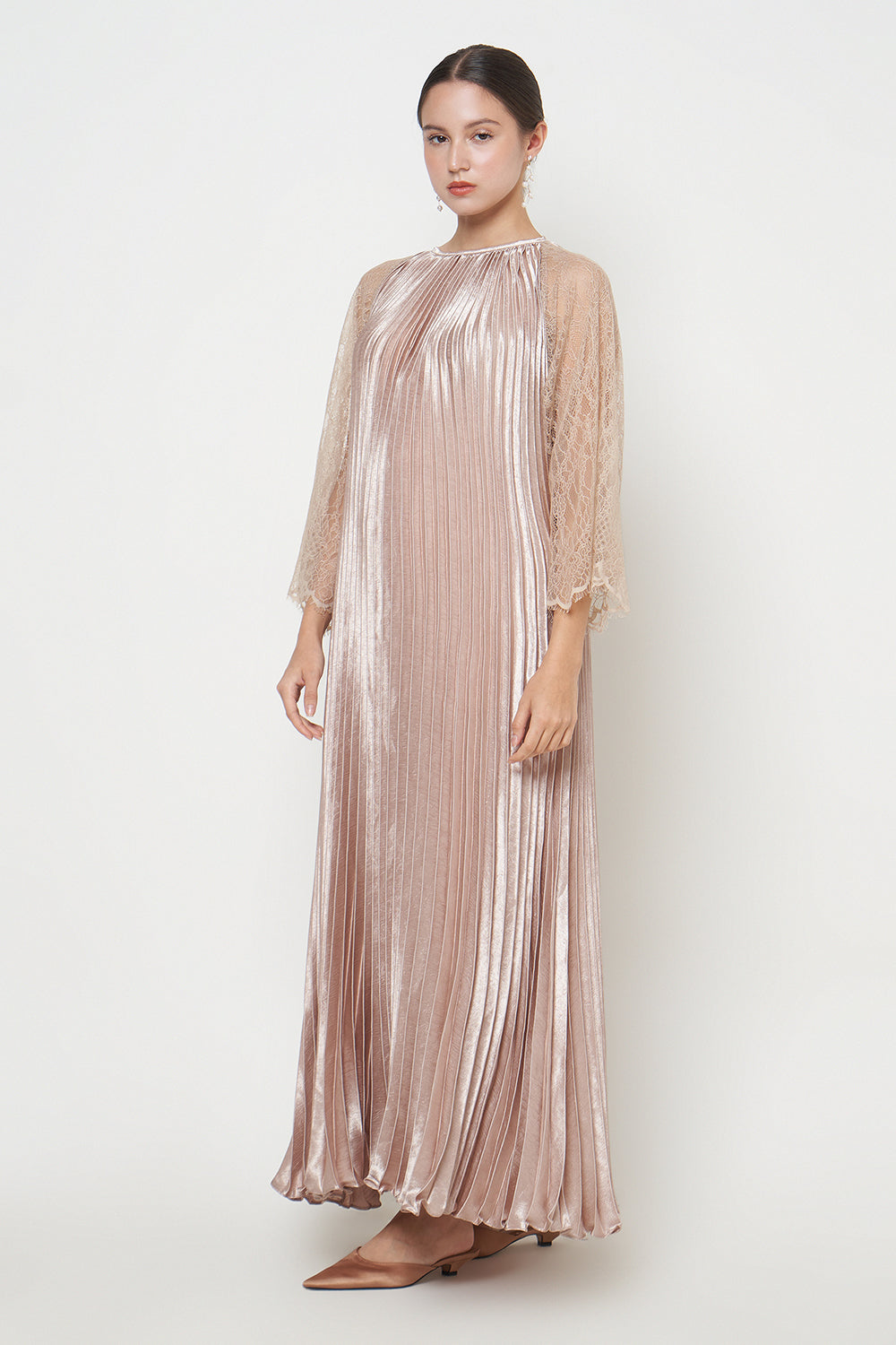 Janvika Dress in Gold