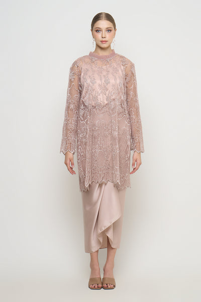 Crema Pleats Top in Creme