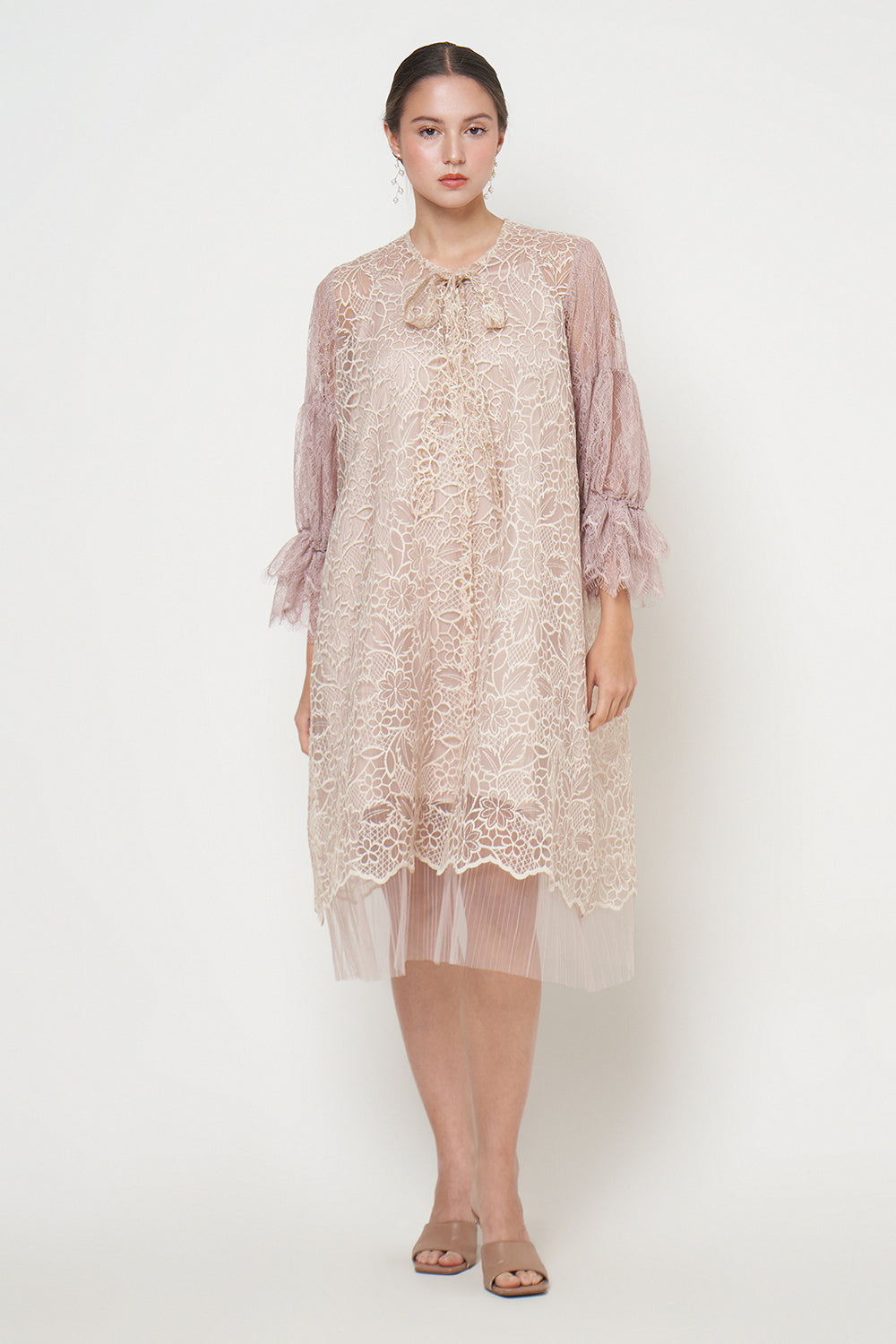 Sroja Dress in Creme