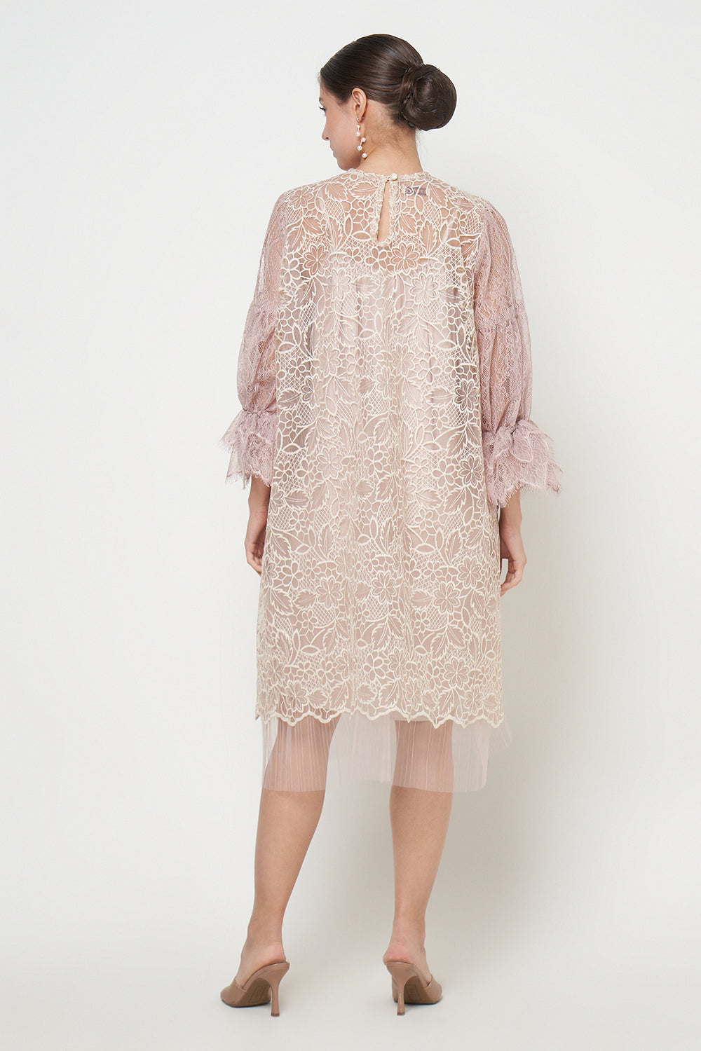 Sroja Dress in Creme