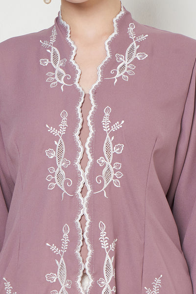 Cala Lilly Long Kebaya Top in Mauve
