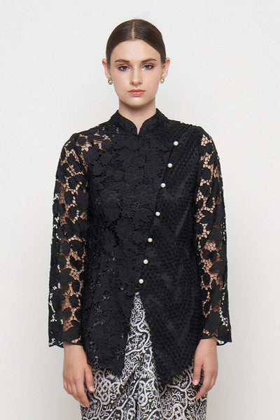 Gandari Kebaya Top in Black