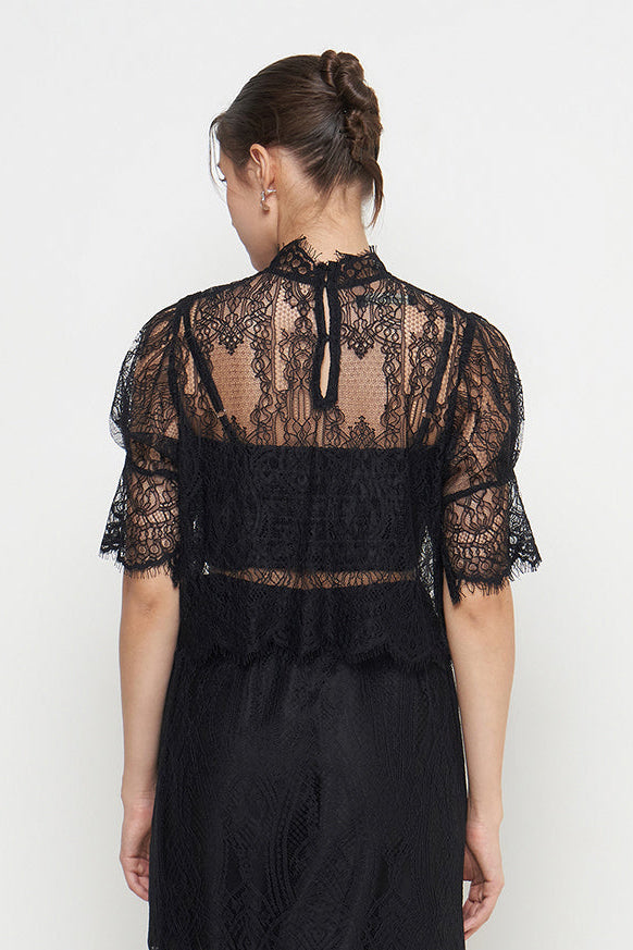 Novara Crop Top in Black