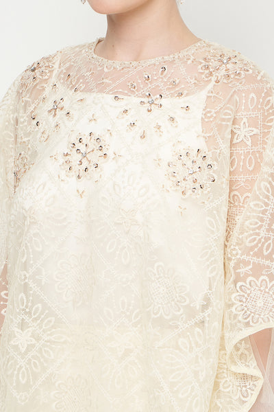 Shanaya Set in Ivory