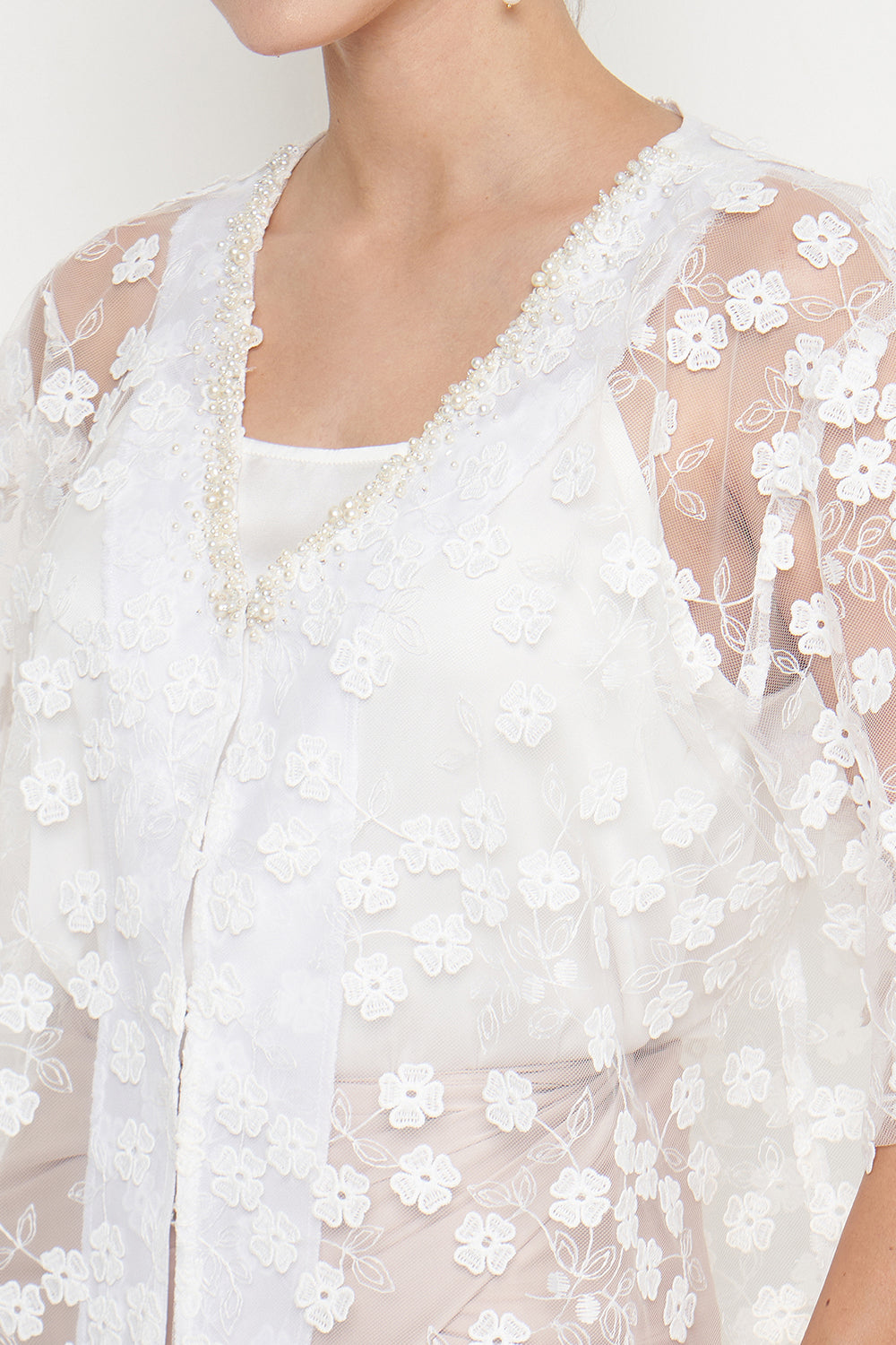 Flower Top in White