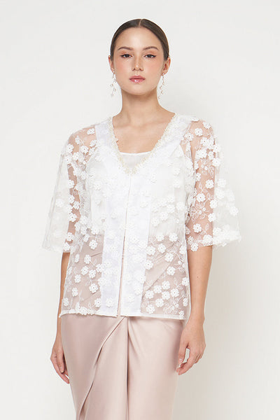 Flower Top in White