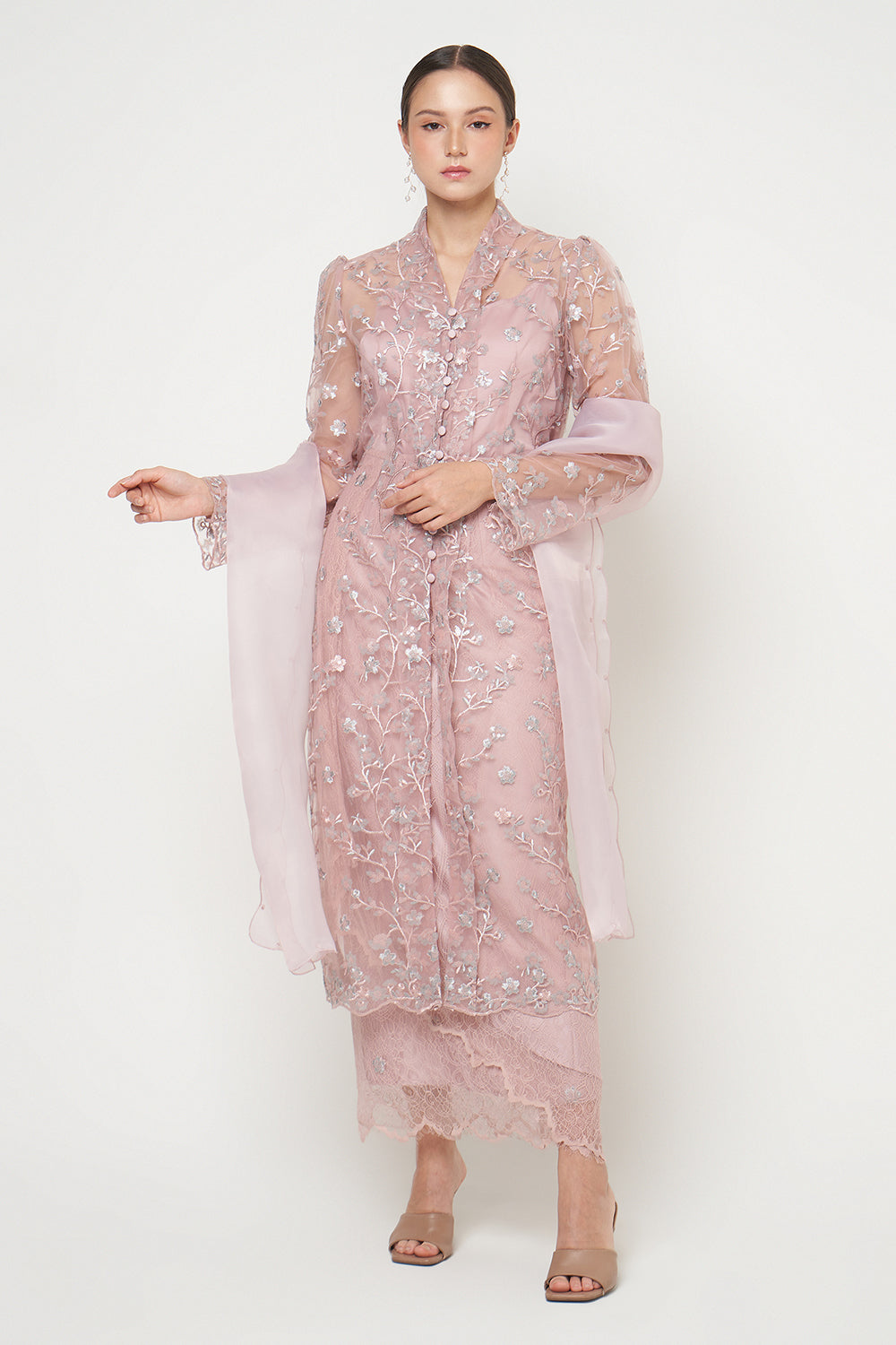 Kanaya Long Kebaya Set in Light Rose