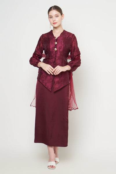 Laila Kebaya Set in Wine Maroon