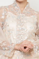Kanaya Long Kebaya Set in Cream