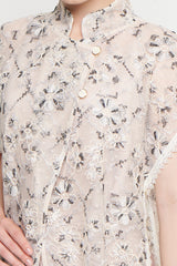 Lana Vest Outer in Greyish Cream