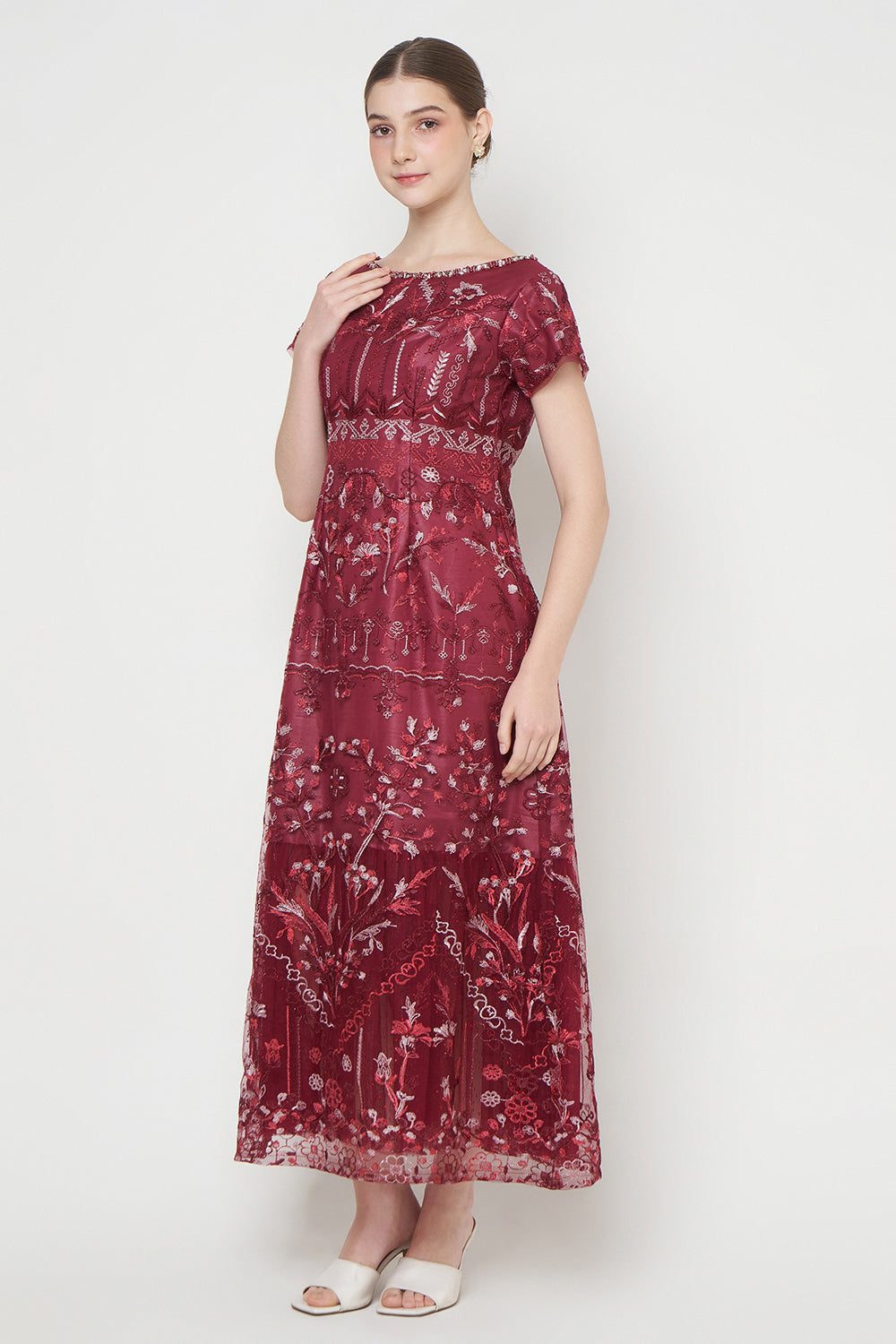 Enada Dress in Maroon