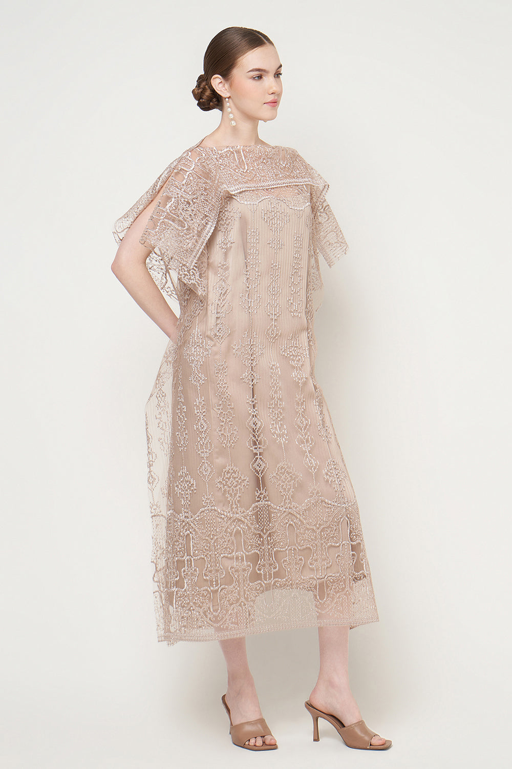 Avanti Dress in Light Gold