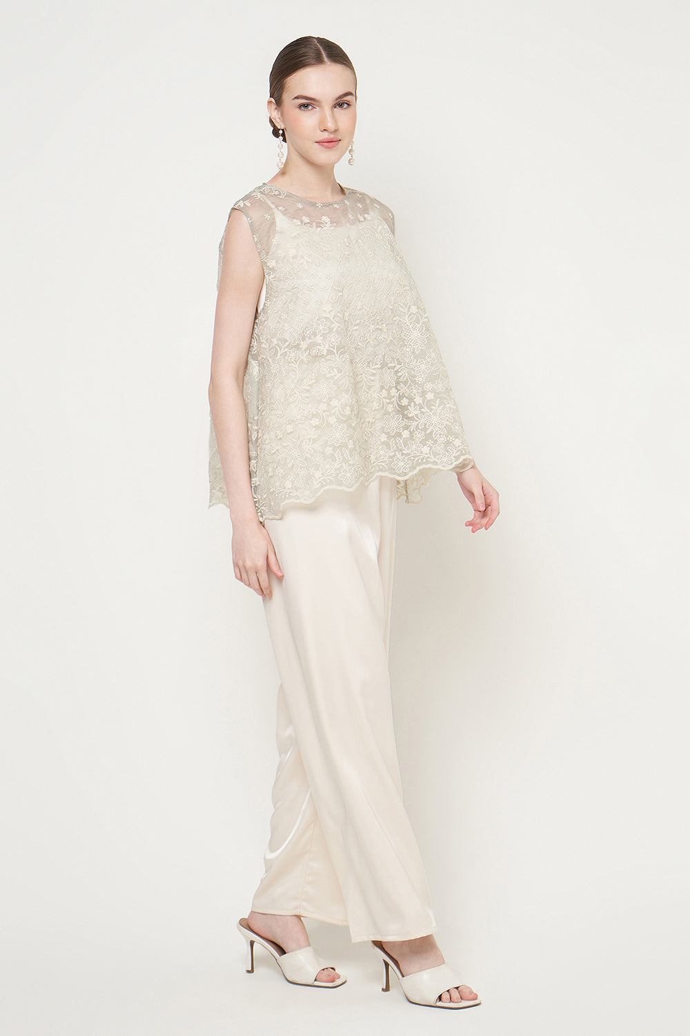 Ava Top in Ivory Sage
