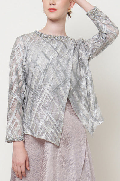 Iswari Kebaya Set in Silver Gray