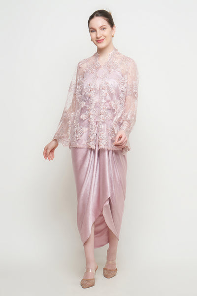 Nayra Kebaya Set in Pink