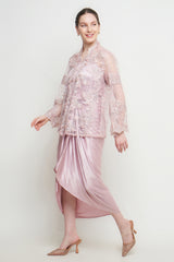 Nayra Kebaya Set in Pink