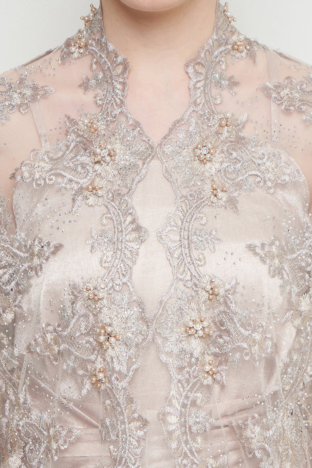Nayra Kebaya Set in Champagne