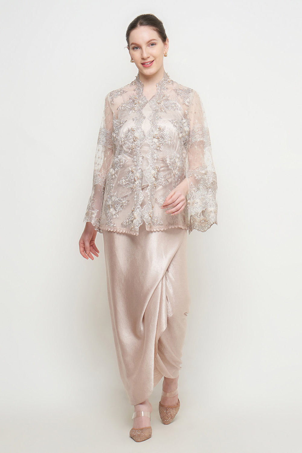 Nayra Kebaya Set in Champagne