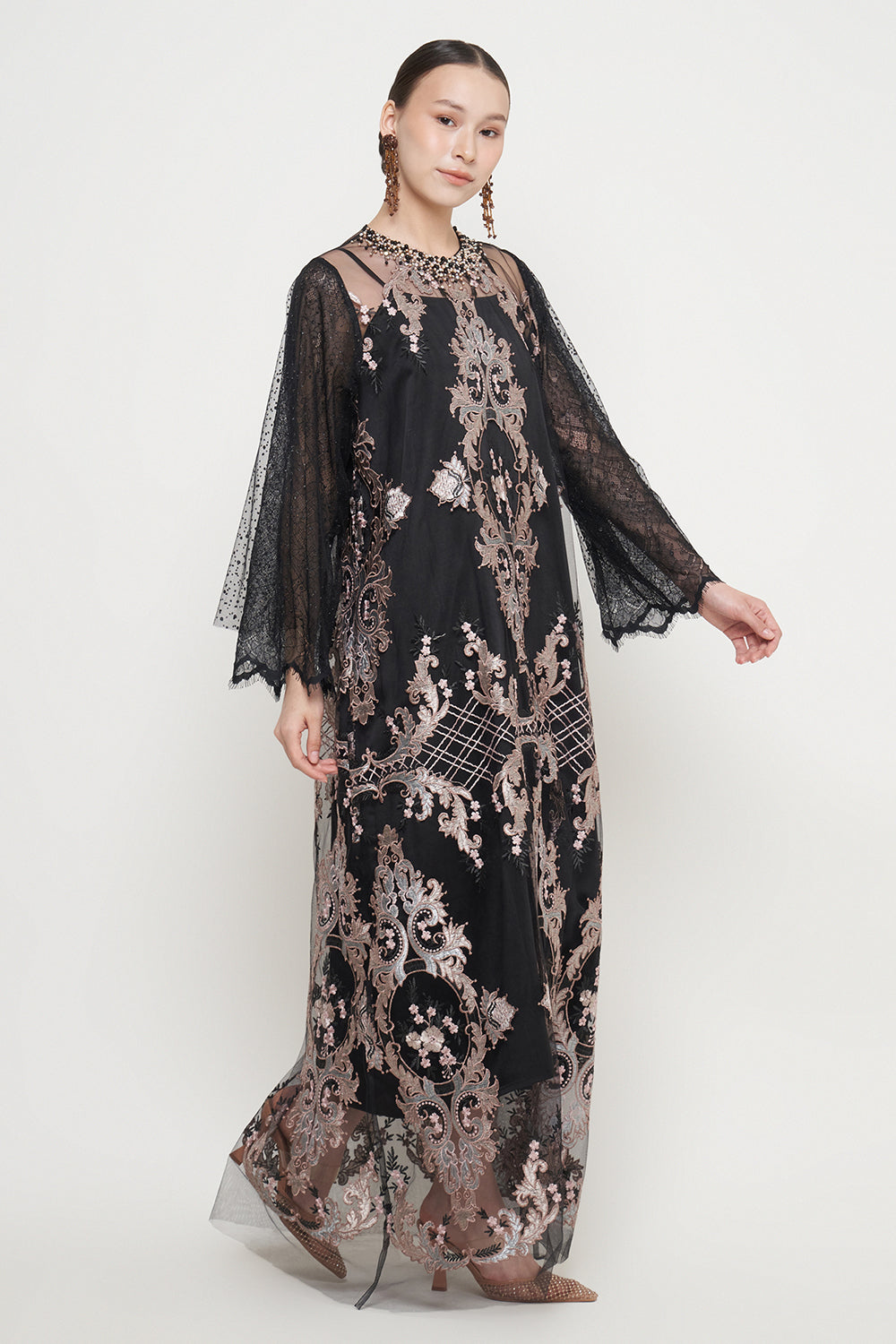 Faira Dress in Black