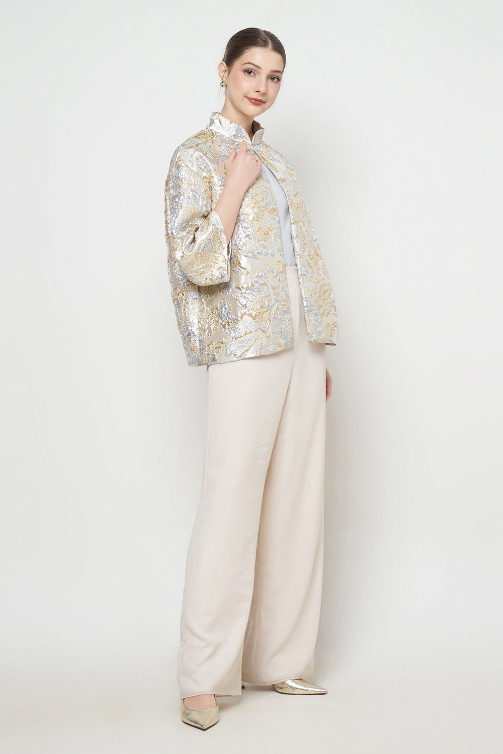 Klaira Outer Top in Ivory Gold