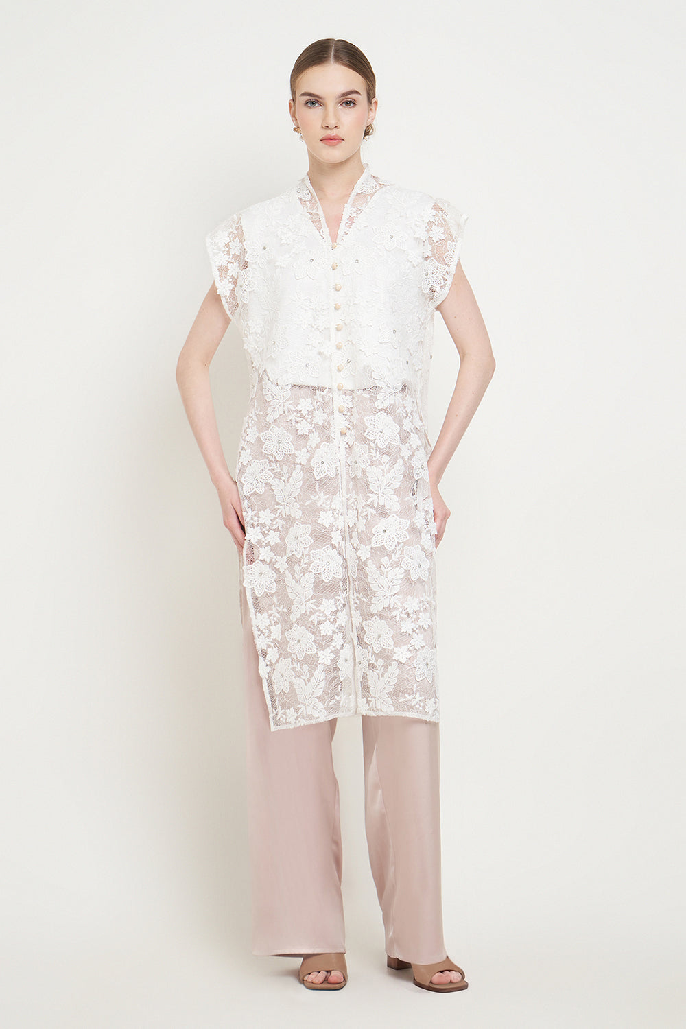 Yuna Long Outer Top in White